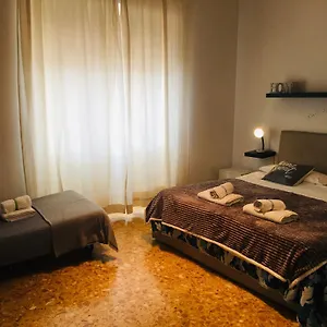 https://appartamento-di-sara.it-romehotels.com